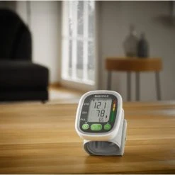 Soehnle Systo Monitor 100 Blutdruckmessgerät Weiß -Philips-Geschäft 8a7bb6fb 8b7b 48e3 a4dd da79f9bed7df 600x600