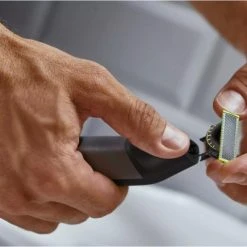 Philips QP6551/15 OneBlade Pro Face & Body Bartschneider & Body Groom -Philips-Geschäft bdcbcf97 7cea 4171 a328 32c21806d9c9 600x600